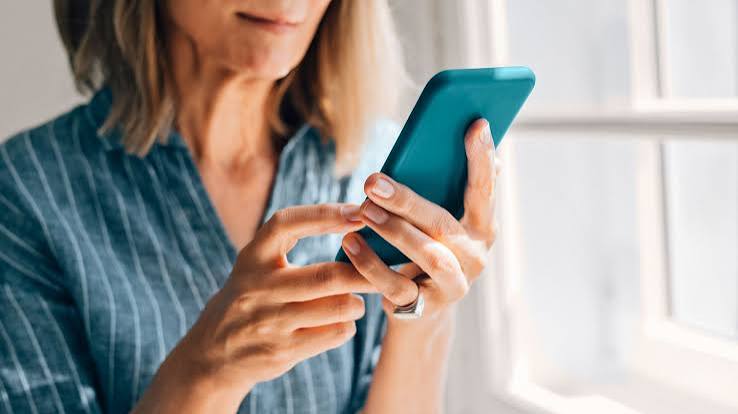 Best Food Journals and Apps for Tracking Migraine Triggers